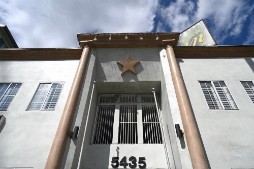 Hollywood Stars Inn - image 16