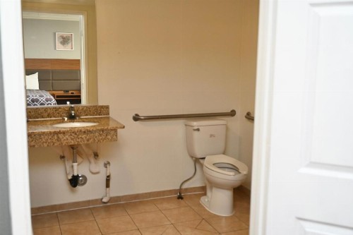 Hollywood Stars Inn - image 21