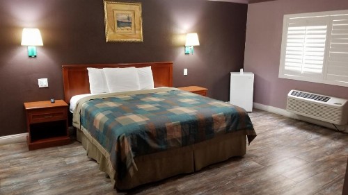 Hollywood Stars Inn - image 6