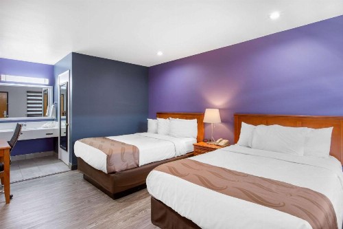 Quality Inn Near Hollywood Walk of Fame - image 10