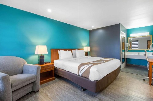 Quality Inn Near Hollywood Walk of Fame - image 12