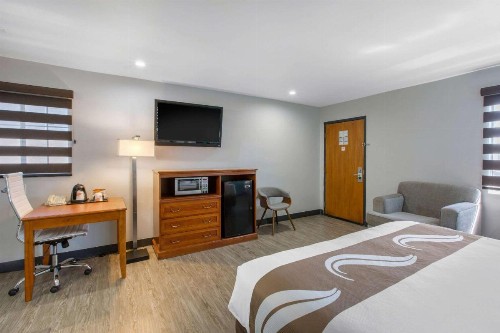 Quality Inn Near Hollywood Walk of Fame - image 18