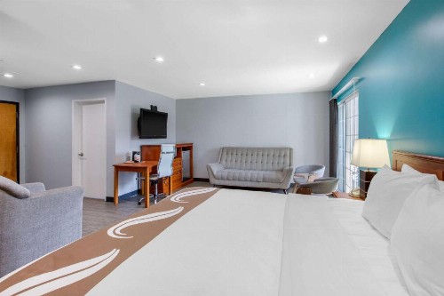 Quality Inn Near Hollywood Walk of Fame - image 26