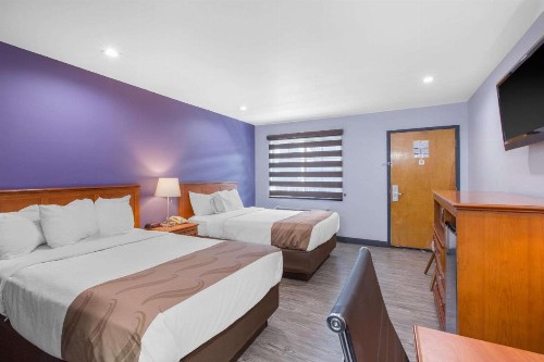 Quality Inn Near Hollywood Walk of Fame - image 8