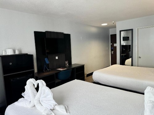Motel 6 Hollywood - image 24