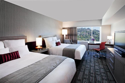 Loews Hollywood Hotel - image 12