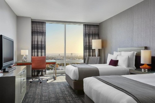 Loews Hollywood Hotel - image 17