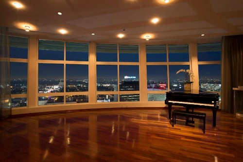 Loews Hollywood Hotel - image 22