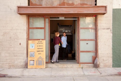 PodShare Hollywood - image 17