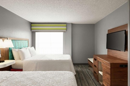 Hampton Inn & Suites Fort Lauderdale Airport - image 15