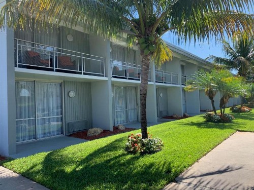 The Hollywood Gateway Inn - image 6