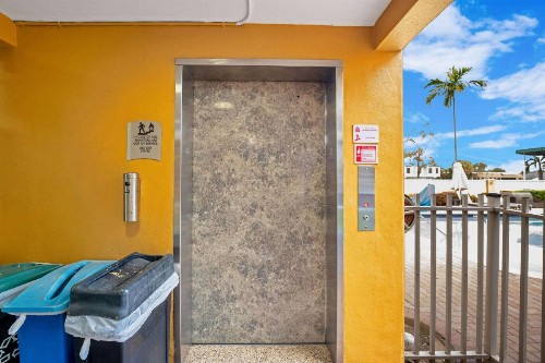 Quality Inn & Suites Airport - Cruise Port Hollywood - image 11
