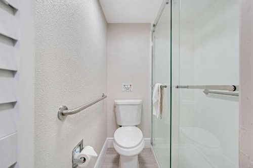 Quality Inn & Suites Airport - Cruise Port Hollywood - image 13
