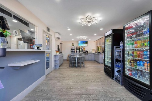 Quality Inn & Suites Airport - Cruise Port Hollywood - image 6