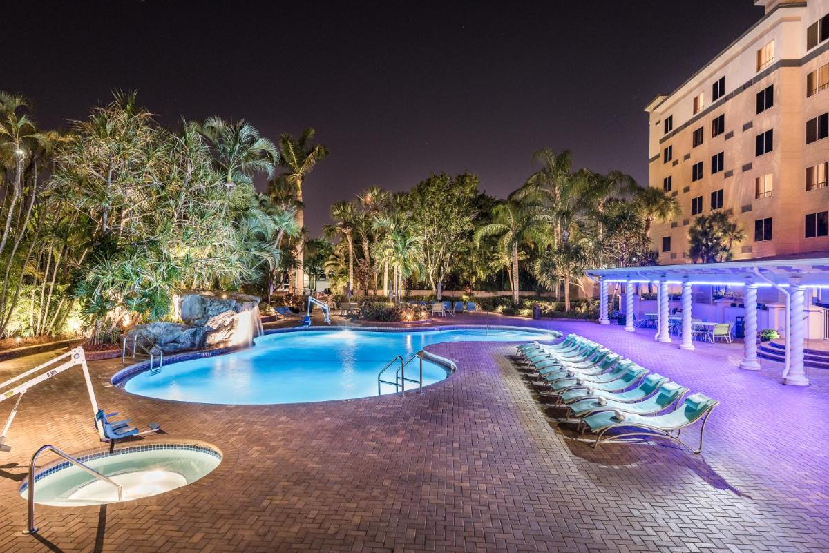 Holiday Inn Fort Lauderdale Airport an IHG Hotel - main image