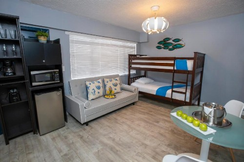 Hollywood Beach Suites and Hotel - image 22