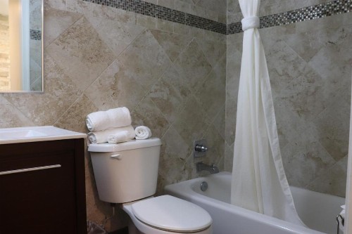 Curtis Inn & Suites - image 18