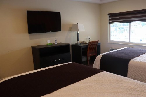 Curtis Inn & Suites - image 27