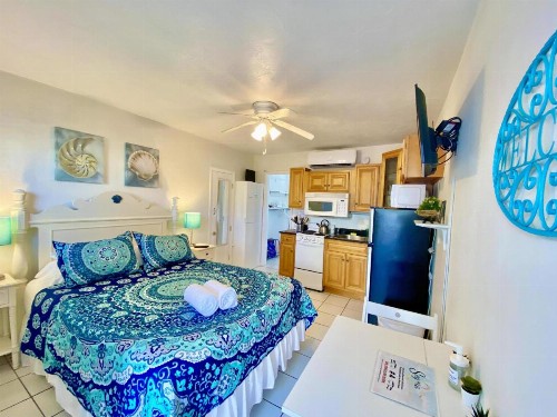 Southwinds Inn - image 21