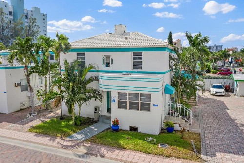 Hollywood Beachside Boutique Suite - image 18