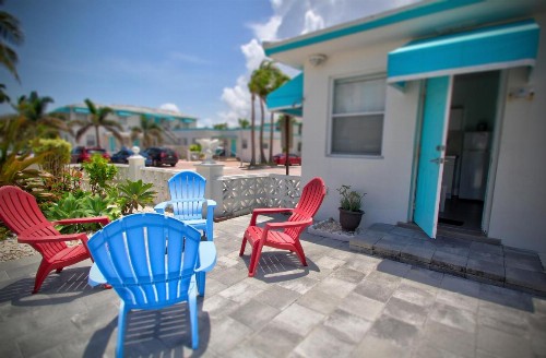Hollywood Beachside Boutique Suite - image 23