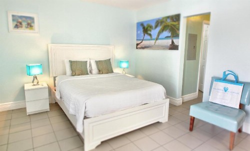 Hollywood Beachside Boutique Suite - image 31