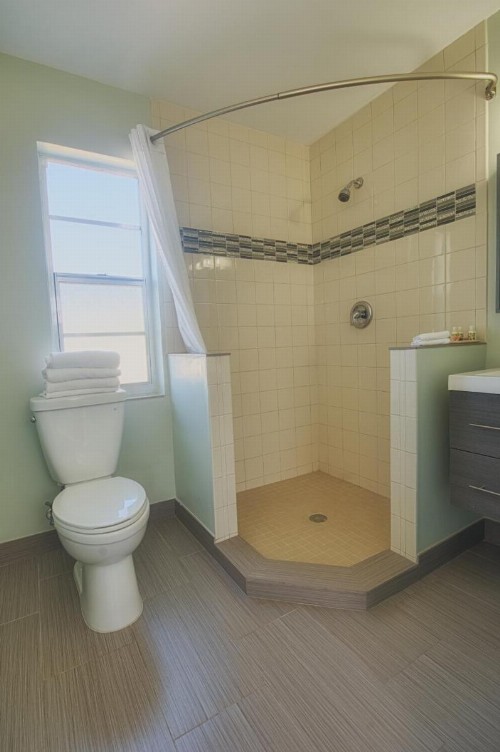 Hollywood Beachside Boutique Suite - image 36