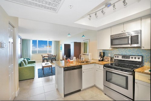 Hollywood Beach Tower by Capital Vacations - image 15