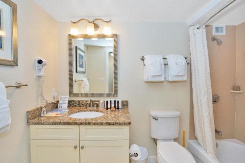 Hollywood Beach Tower by Capital Vacations - image 20