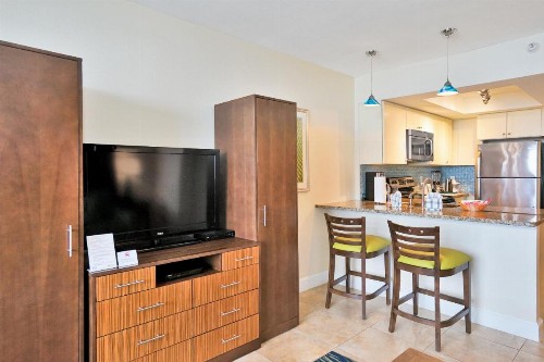 Hollywood Beach Tower by Capital Vacations - image 21