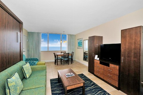 Hollywood Beach Tower by Capital Vacations - image 25