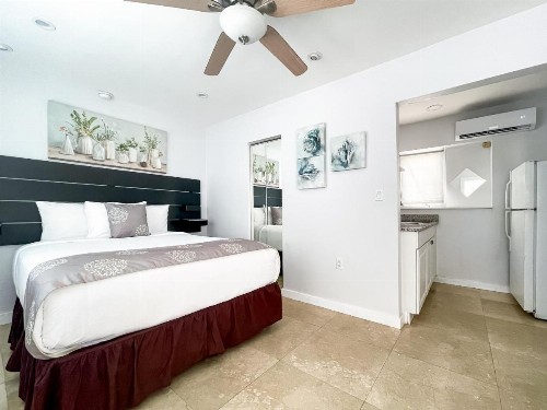 Hollywood Beach Hotels - image 11