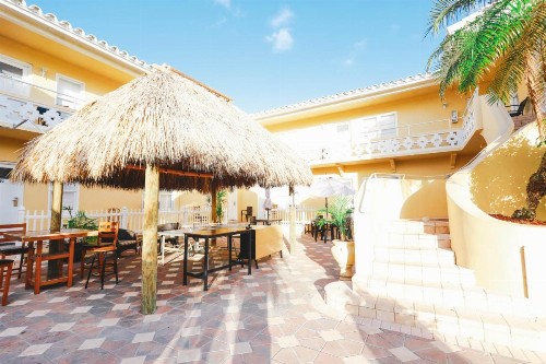 Hollywood Beach Hotels - image 2