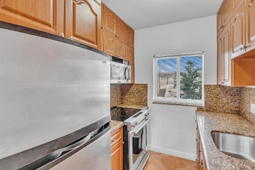 Hollywood Beach Hotels - image 26