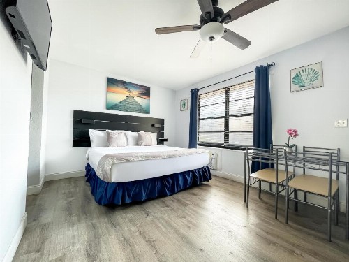 Hollywood Beach Hotels - image 47