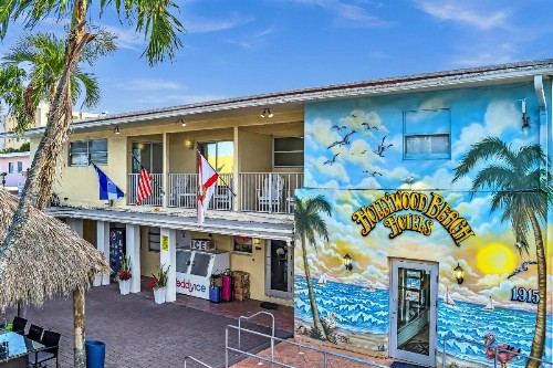 Hollywood Beach Hotels - image 9