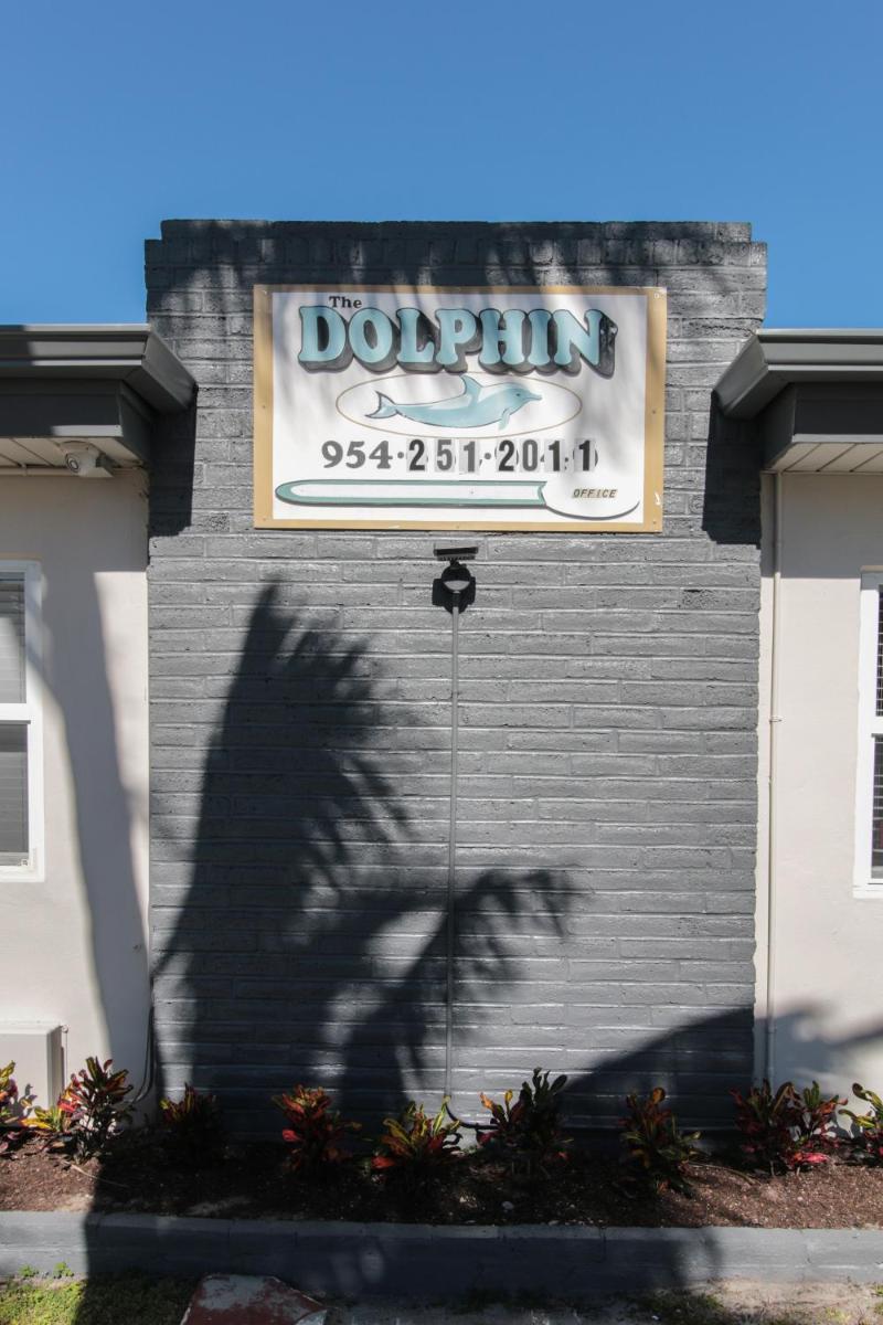 The Dolphin Hollywood - image 2