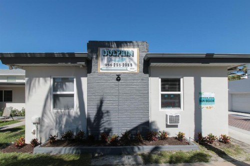 The Dolphin Hollywood - image 22
