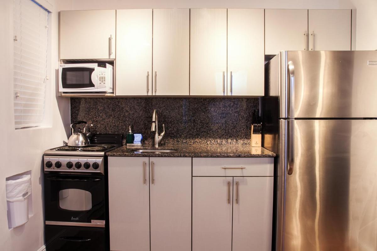 Caribbean Resort Suites - image 3