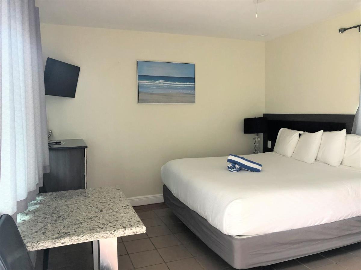 Caribbean Resort Suites - image 4