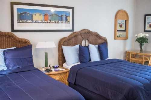Riptide Oceanfront Hotel - image 6