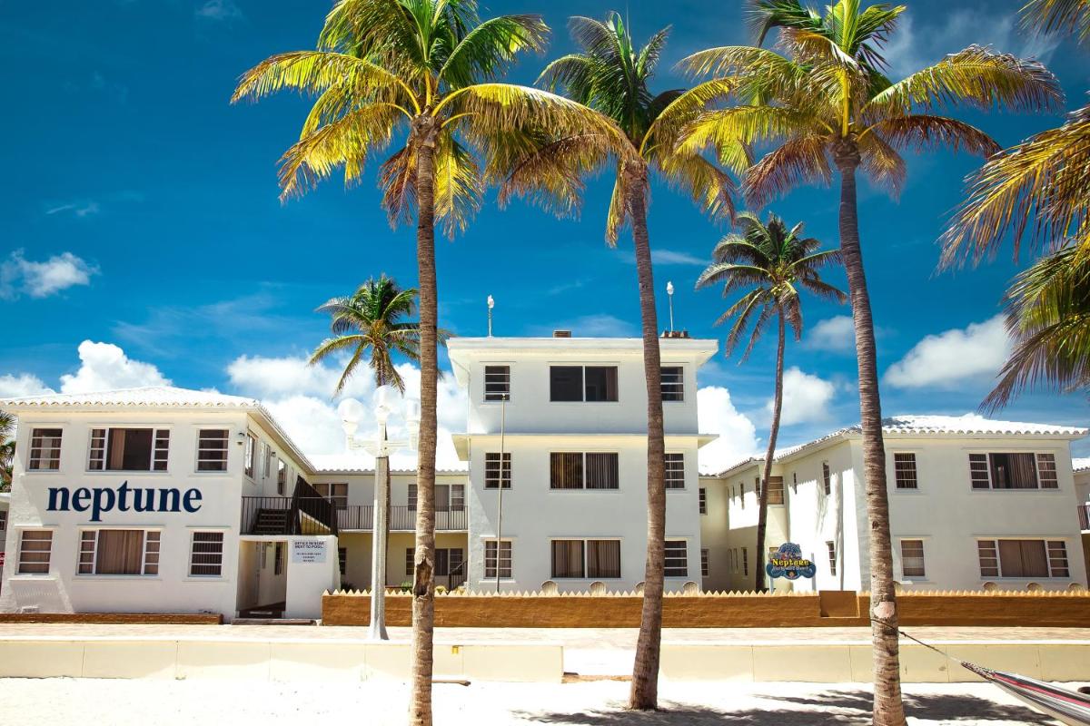 Neptune Hollywood Vacation Rentals - main image