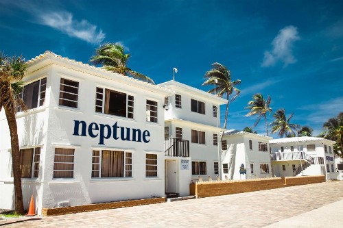 Neptune Hollywood Vacation Rentals - image 13