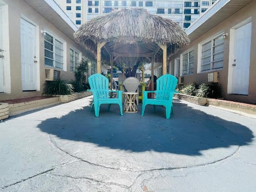 St Maurice Beach Inn - image 17
