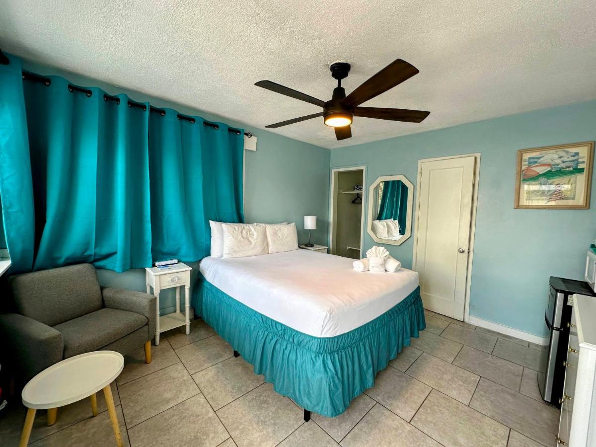 St Maurice Beach Inn - image 2
