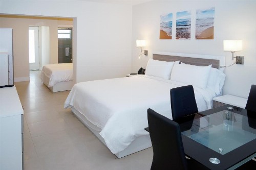 Diane Oceanfront Suites - image 18