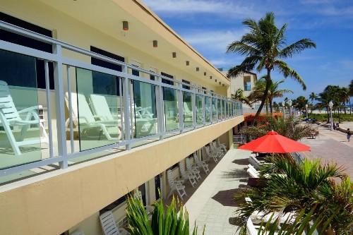 Diane Oceanfront Suites - image 26