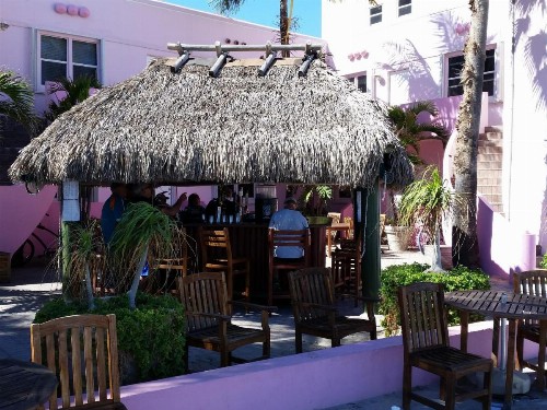 Hollywood Broadwalk Oceanside Hotel - image 12