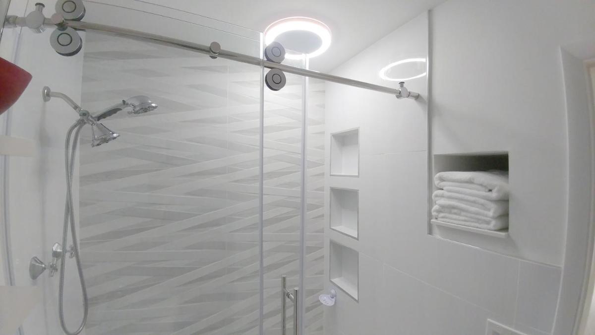 Downtown Hollywood Boutique Hotel - image 4