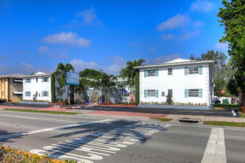 May-Dee Suites in Florida - image 23